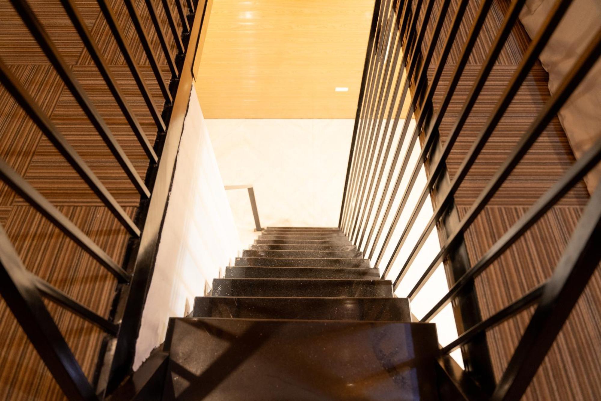 Sunny Bungalow & Hotel Ninh Binh Buitenkant foto
